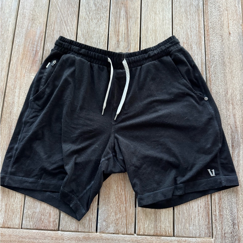 Vuori Ponto Short Black Heather 7” Inseam
